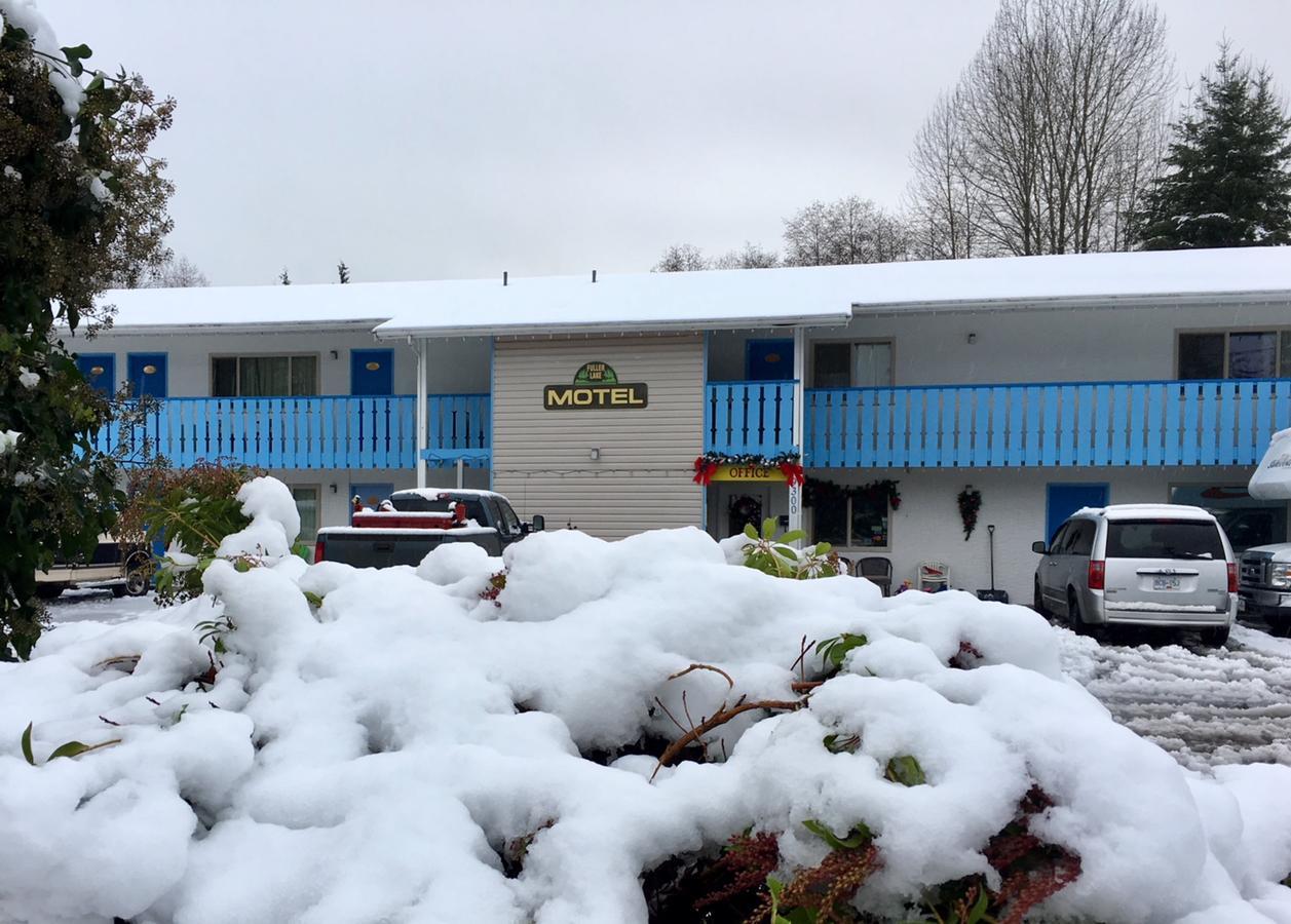 Fuller Lake Chemainus Motel Екстер'єр фото