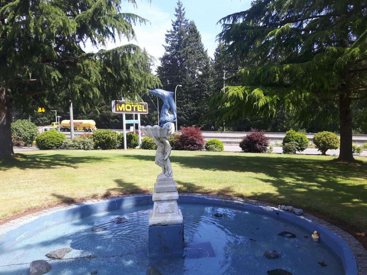 Fuller Lake Chemainus Motel Екстер'єр фото