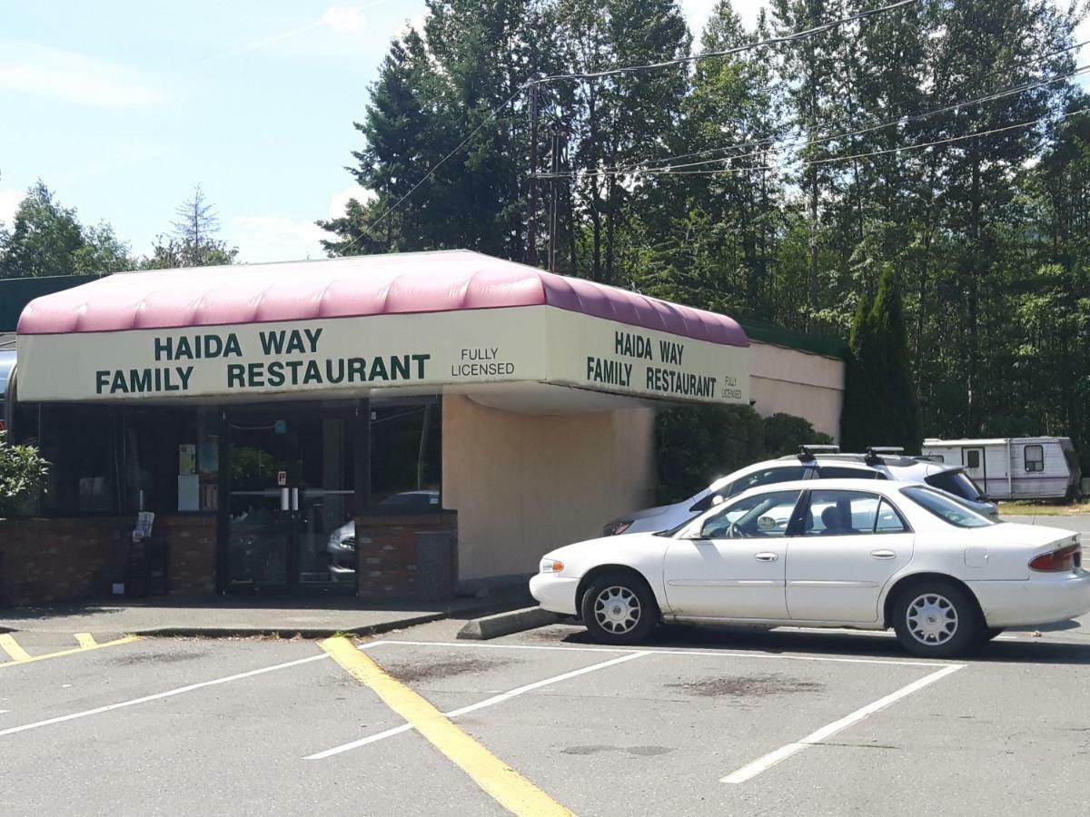 Fuller Lake Chemainus Motel Екстер'єр фото